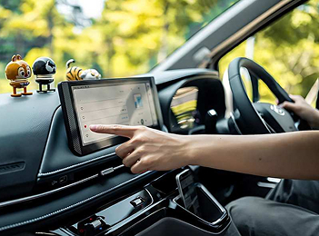 Advanced infotainment and visibility